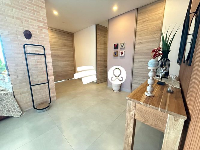 Apartamento de 3 alcobas en venta en Los Balsos, Medellín, 293 m² · foto 10 de 22