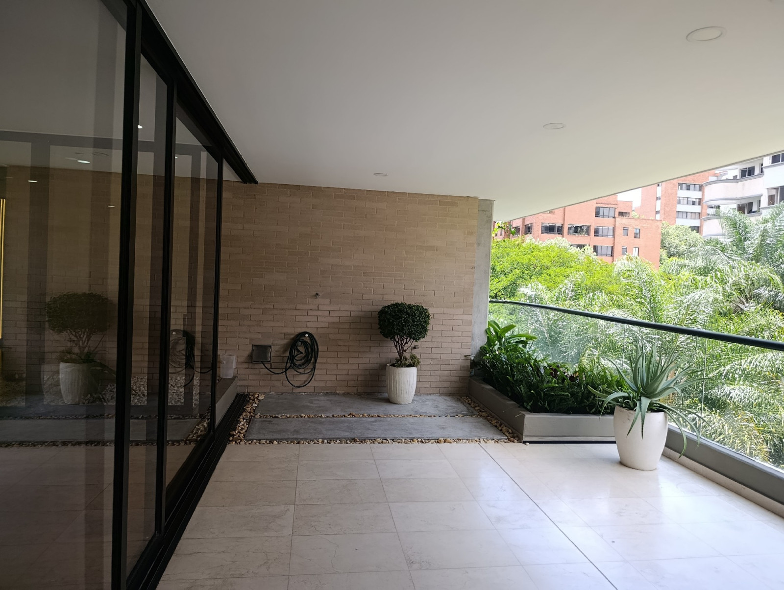 Apartamento en arriendo en Santa Maria De Los Angeles, Medellín · foto 3 de 24