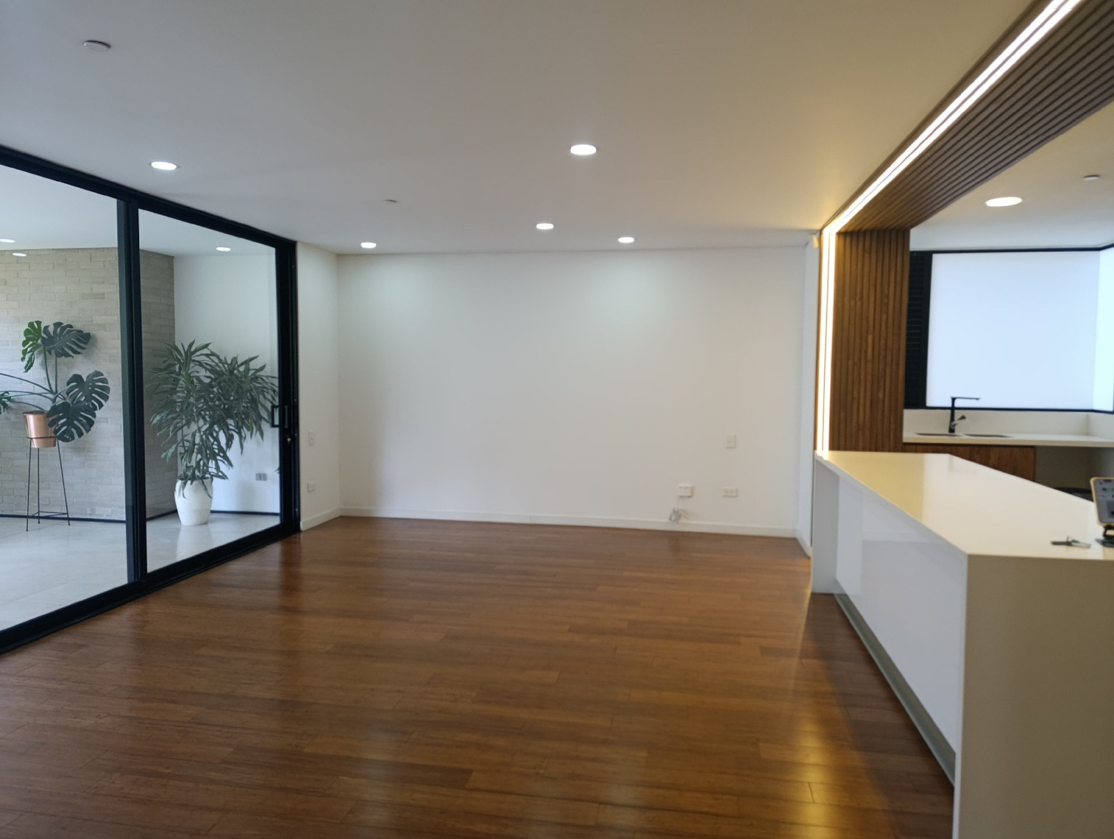 Apartamento en arriendo en Santa Maria De Los Angeles, Medellín · foto 6 de 24