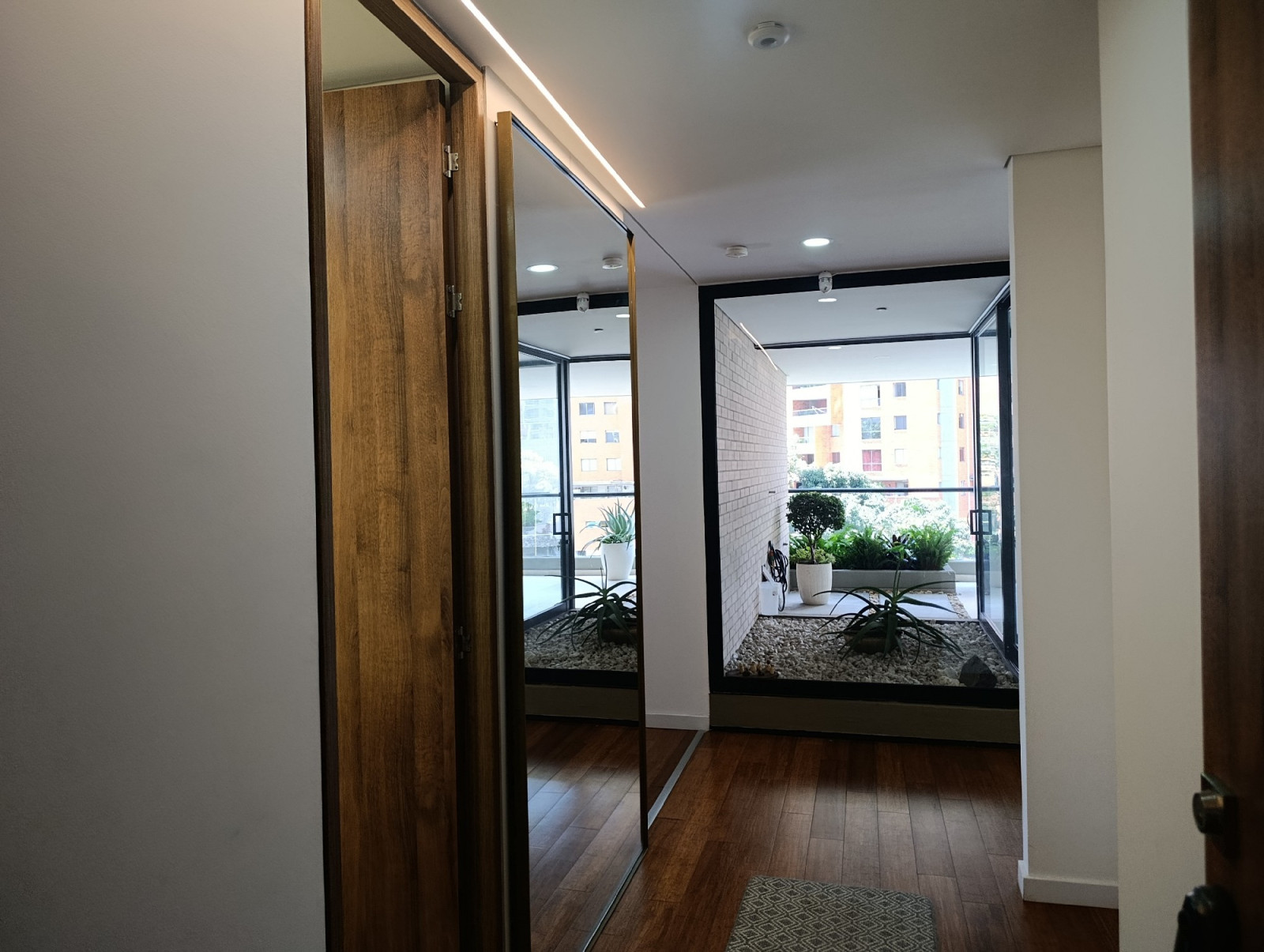 Apartamento en arriendo en Santa Maria De Los Angeles, Medellín · foto 12 de 24