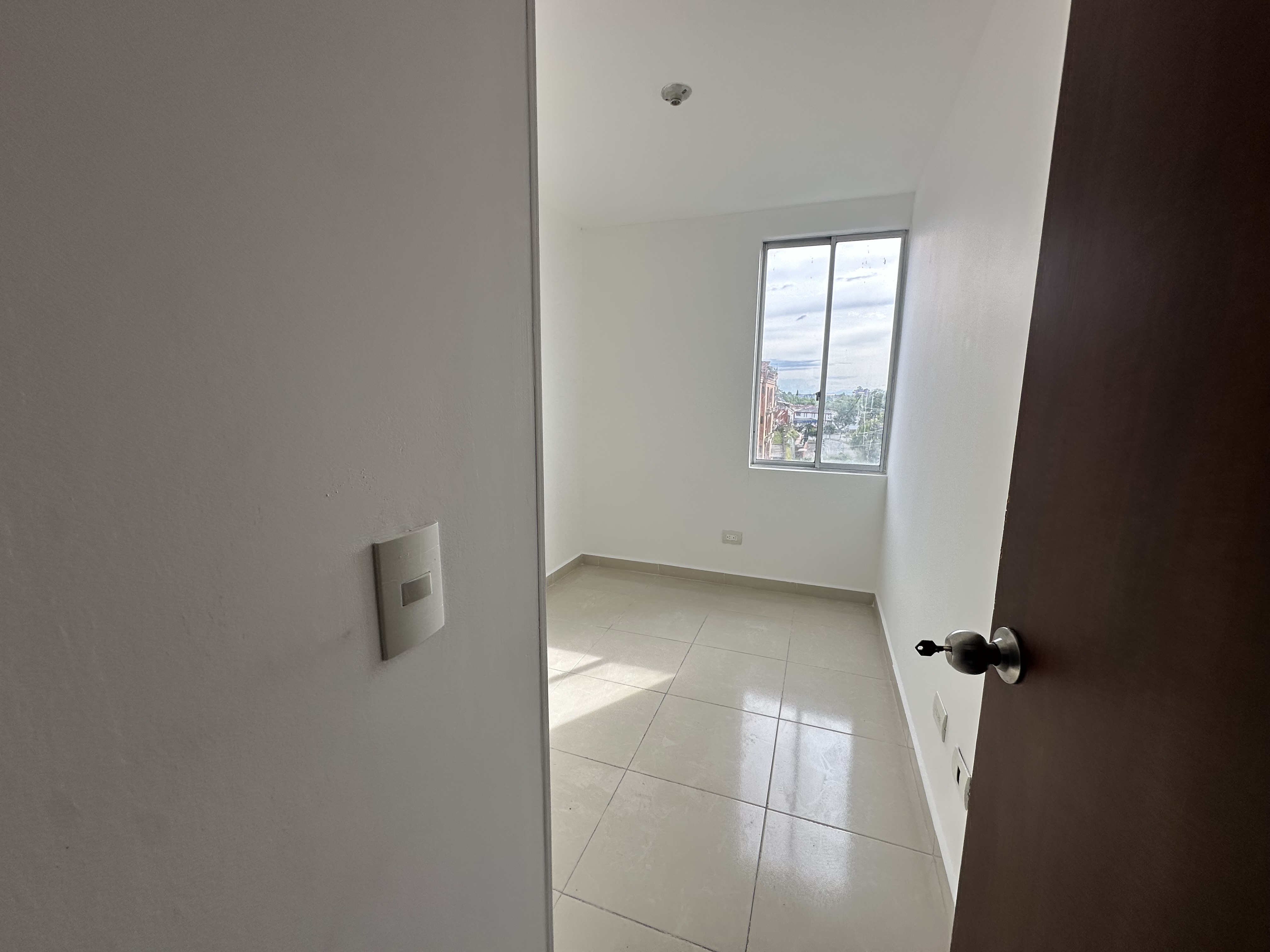 Apartamento en venta en Co. Badajoz, Armenia · foto 11 de 20