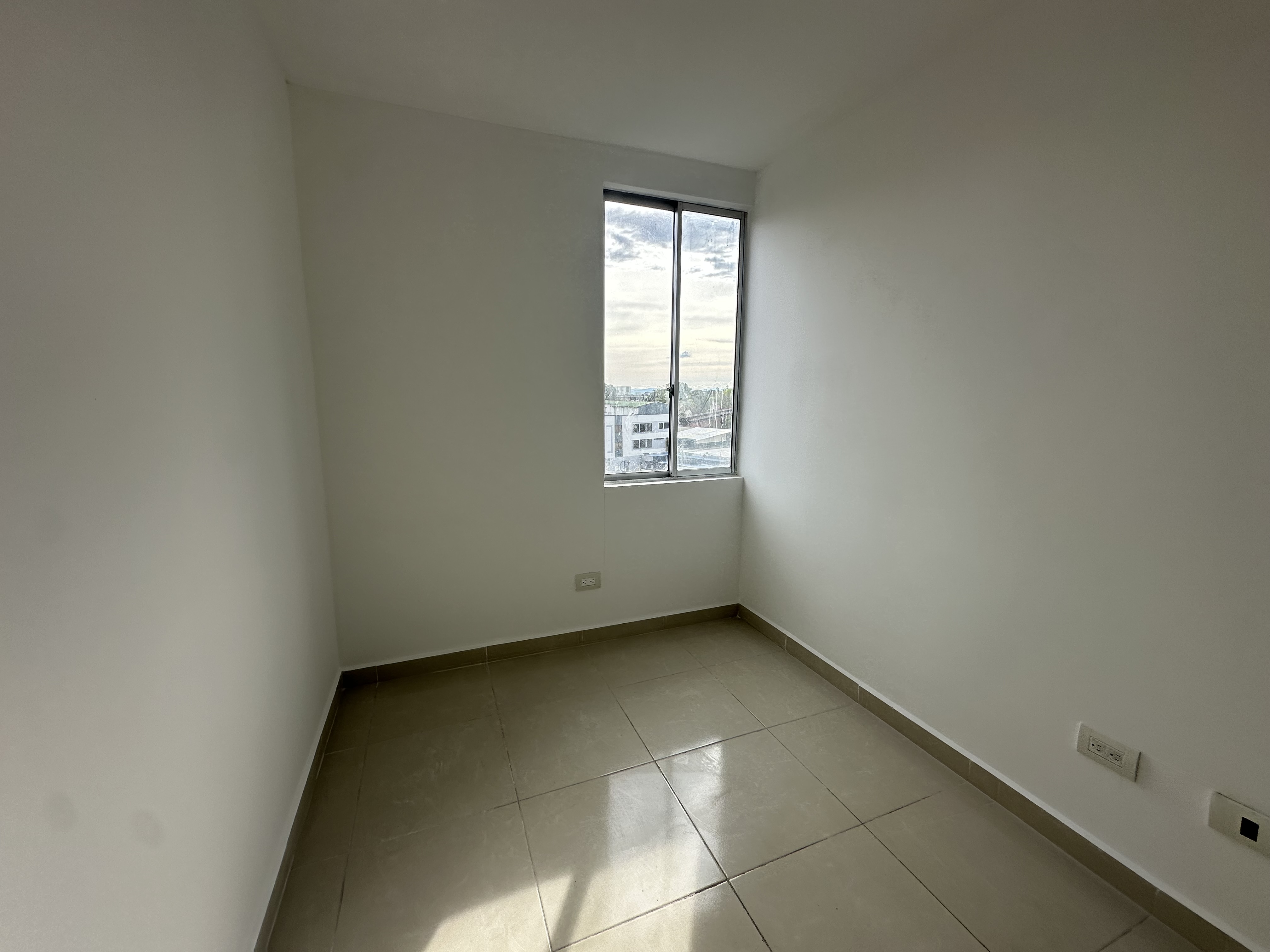 Apartamento en venta en Co. Badajoz, Armenia · foto 12 de 20