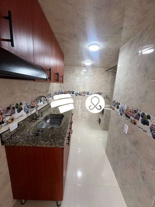 Apartamento de 3 alcobas en venta en San Luis, Soacha, 61 m² · foto 2 de 9
