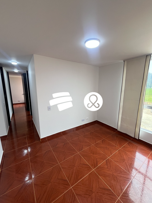 Apartamento de 3 alcobas en venta en San Luis, Soacha, 61 m² · foto 3 de 9
