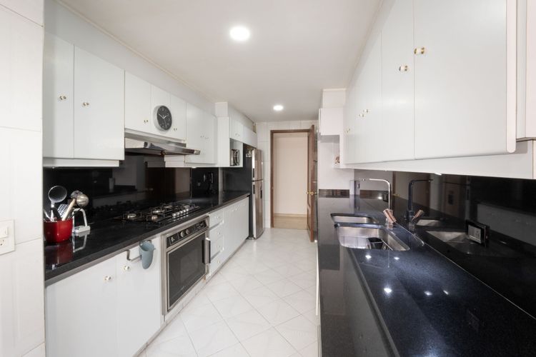 Apartamento de 3 alcobas en arriendo en Bosques Del Marques, Bogotá, 192 m² · foto 16 de 24