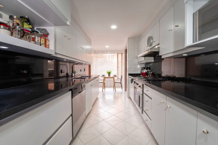 Apartamento de 3 alcobas en arriendo en Bosques Del Marques, Bogotá, 192 m² · foto 17 de 24