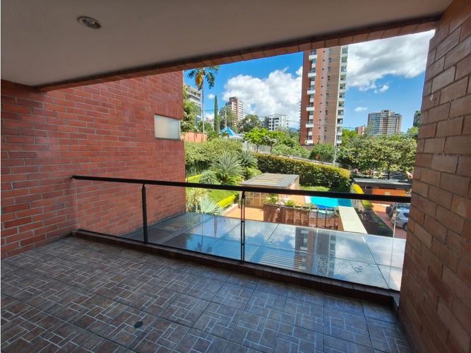 Apartamento de 3 alcobas en arriendo en Los Parra, Medellín, 126 m² · foto 6 de 24