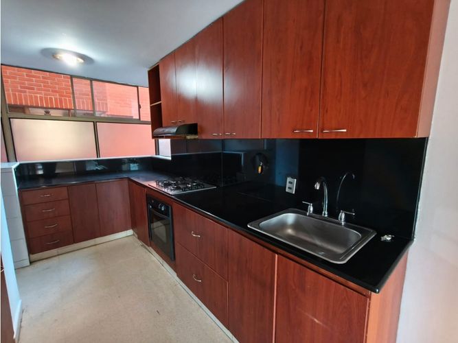 Apartamento de 3 alcobas en arriendo en Los Parra, Medellín, 126 m² · foto 12 de 24