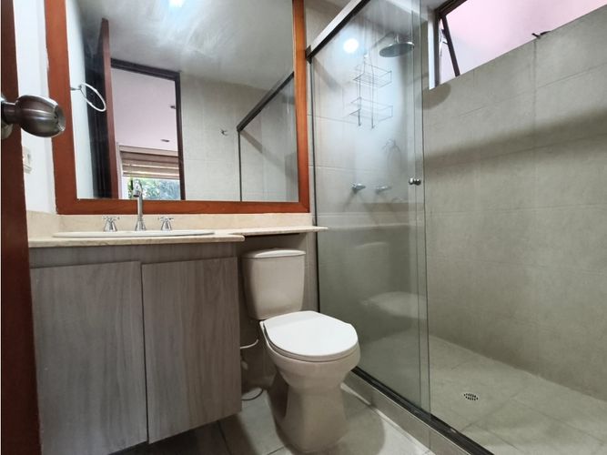 Apartamento de 3 alcobas en arriendo en Los Parra, Medellín, 126 m² · foto 20 de 24