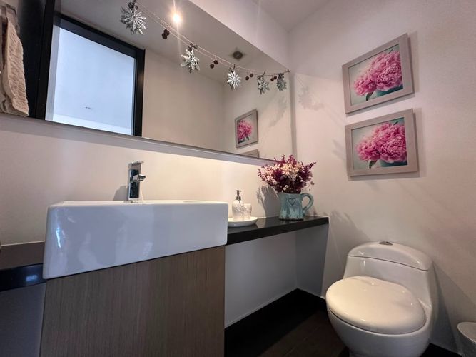Apartamento de 3 alcobas en arriendo en El Poblado, Medellín, 180 m² · foto 15 de 19