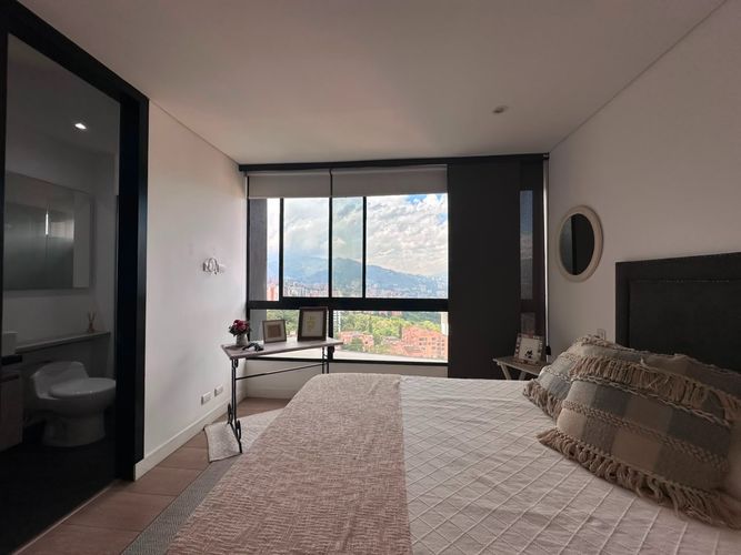 Apartamento de 3 alcobas en arriendo en El Poblado, Medellín, 180 m² · foto 9 de 19