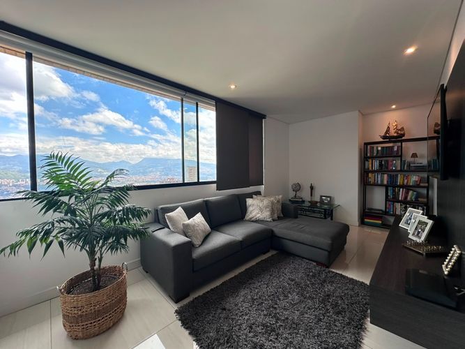 Apartamento de 3 alcobas en arriendo en El Poblado, Medellín, 180 m² · foto 7 de 19