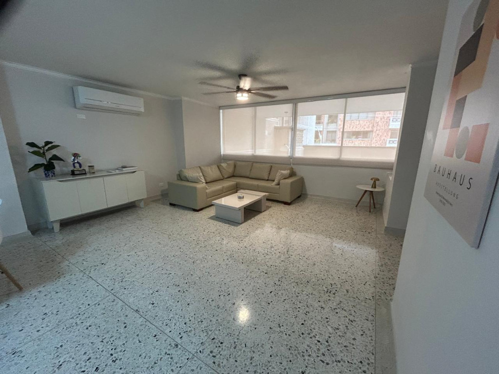 Apartamento en venta en Altos De Riomar, Barranquilla · foto 2 de 23
