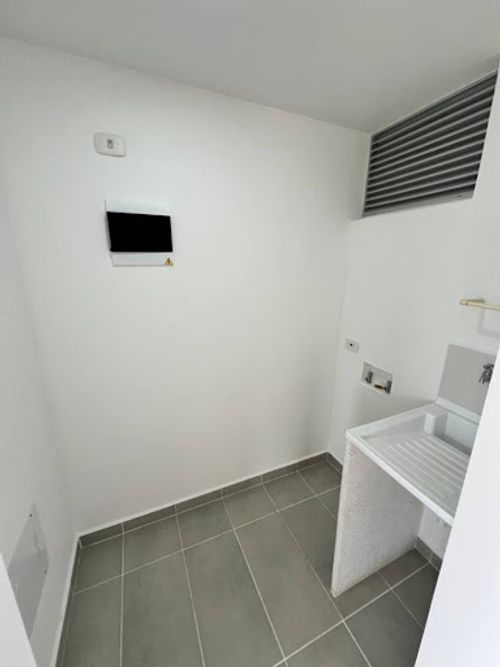 Apartamento en arriendo en Loma De San Jose, Sabaneta · foto 4 de 12