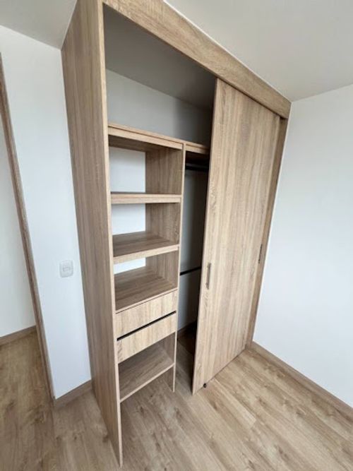 Apartamento en arriendo en Loma De San Jose, Sabaneta · foto 7 de 12