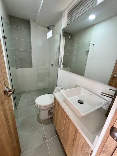 Apartamento en arriendo en Loma De San Jose, Sabaneta · foto 11 de 12