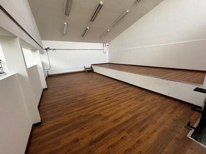 Local en arriendo en La Esmeralda, Itagüí, 238 m² · foto 6 de 12