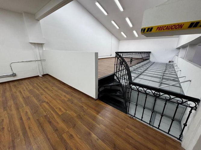 Local en arriendo en La Esmeralda, Itagüí, 238 m² · foto 8 de 12