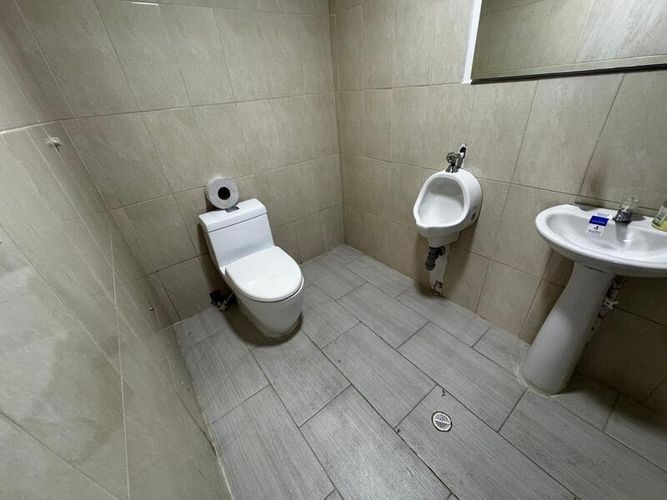 Local en arriendo en La Esmeralda, Itagüí, 238 m² · foto 10 de 12
