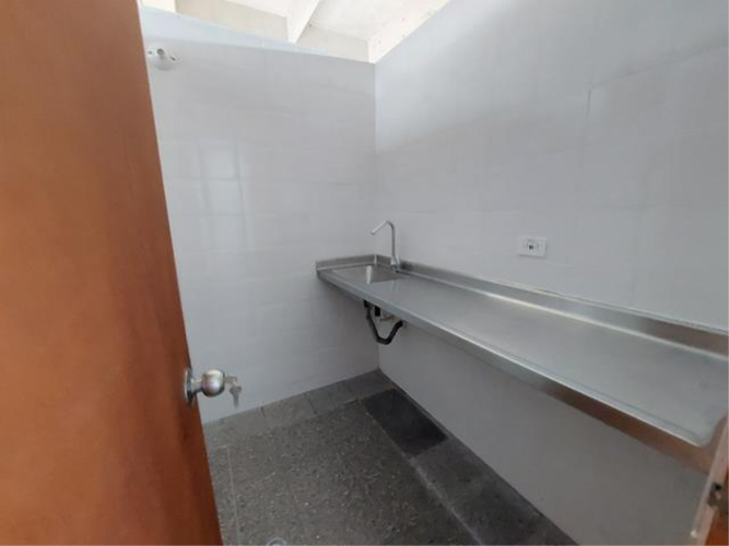 Local en arriendo en El Poblado, Medellín, 466 m² · foto 5 de 21