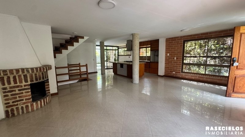House for rent in Loma de la Doctora, Sabaneta