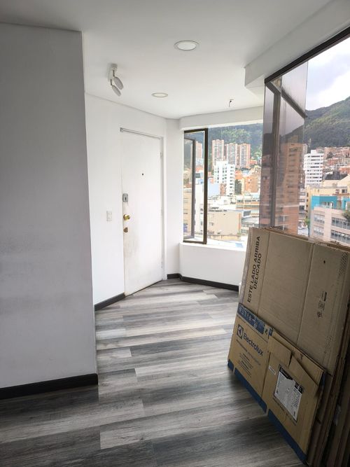 Apartamento de 2 alcobas en venta en Lourdes, Bogotá, 45 m² · foto 3 de 12