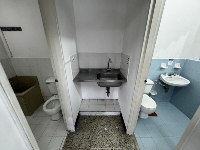 Local en arriendo en San Fernando, Envigado, 130 m² · foto 11 de 12