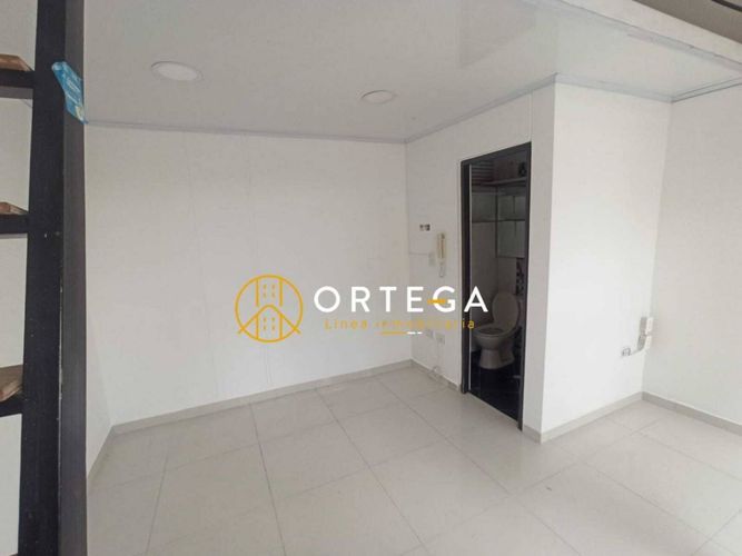Local en arriendo en Parque Recreacional El Lago, Floridablanca, 17 m² · foto 5 de 7