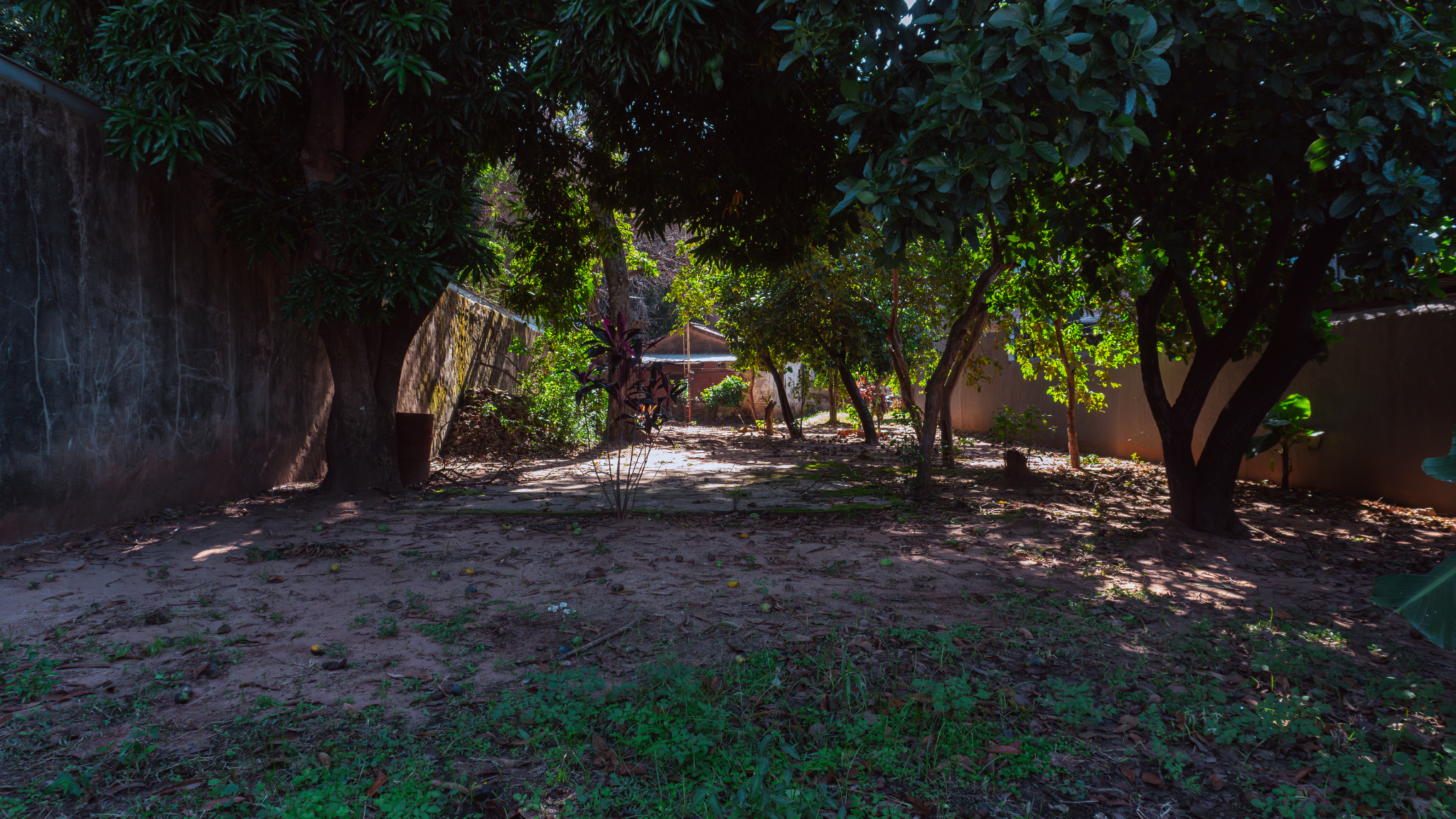 VENDO PROPIEDAD EN MARIANO ROQUE ALONSO DE 1.065 m2 - foto 5