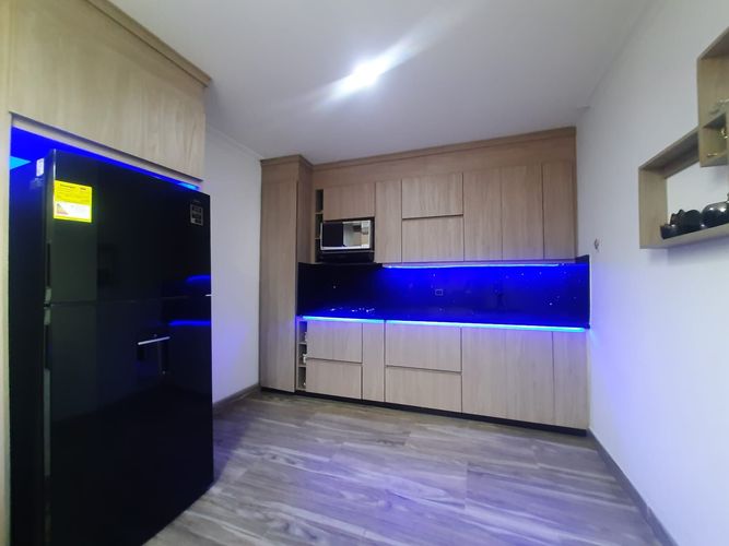 Casa de 5 alcobas en venta en Manrique Oriental, Medellín, 168 m² · foto 3 de 24