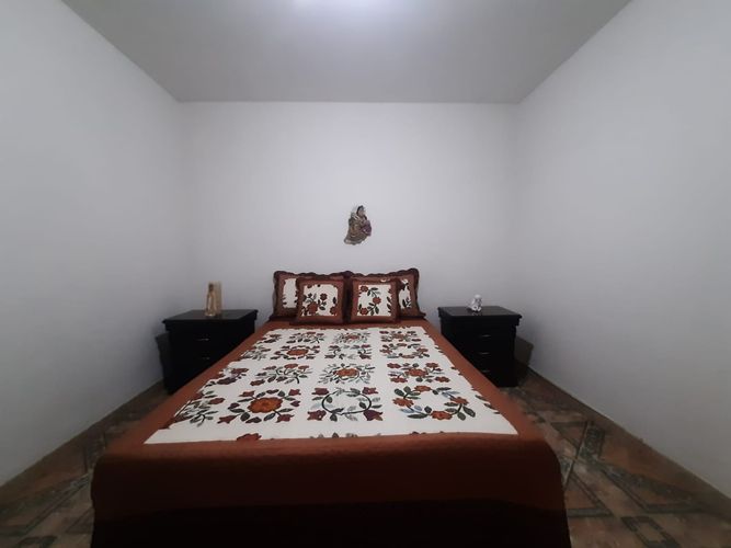 Casa de 5 alcobas en venta en Manrique Oriental, Medellín, 168 m² · foto 17 de 24