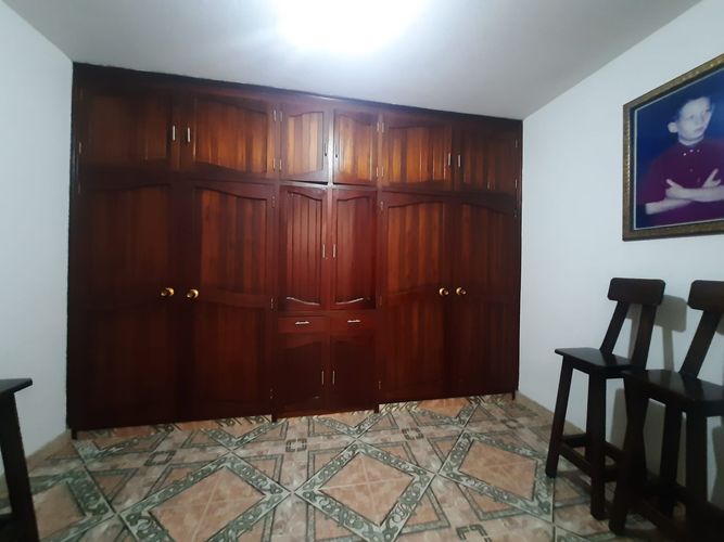 Casa de 5 alcobas en venta en Manrique Oriental, Medellín, 168 m² · foto 20 de 24