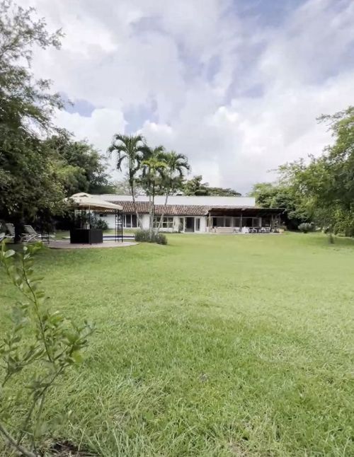 Casa de 5 alcobas en venta en Pance, Cali, 1000 m² · foto 2 de 24