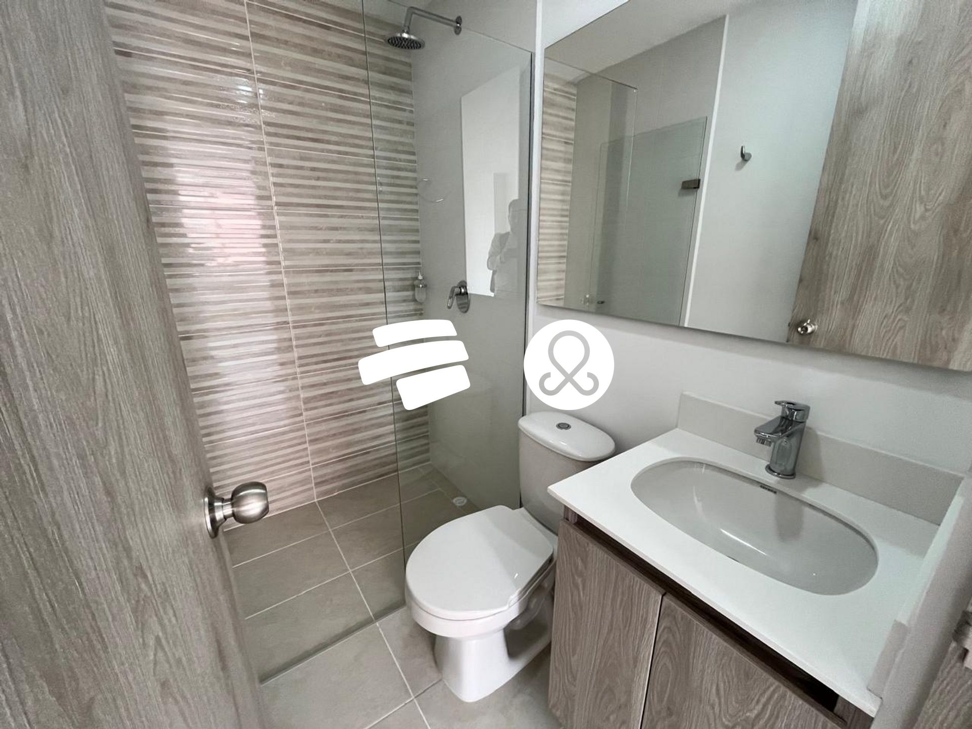 Apartamento en venta en Zona Industrial No. 1, Itagüí · foto 6 de 13