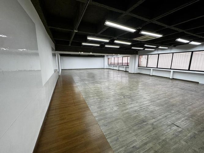 Local en arriendo en San Fernando, Envigado, 660 m² · foto 3 de 23