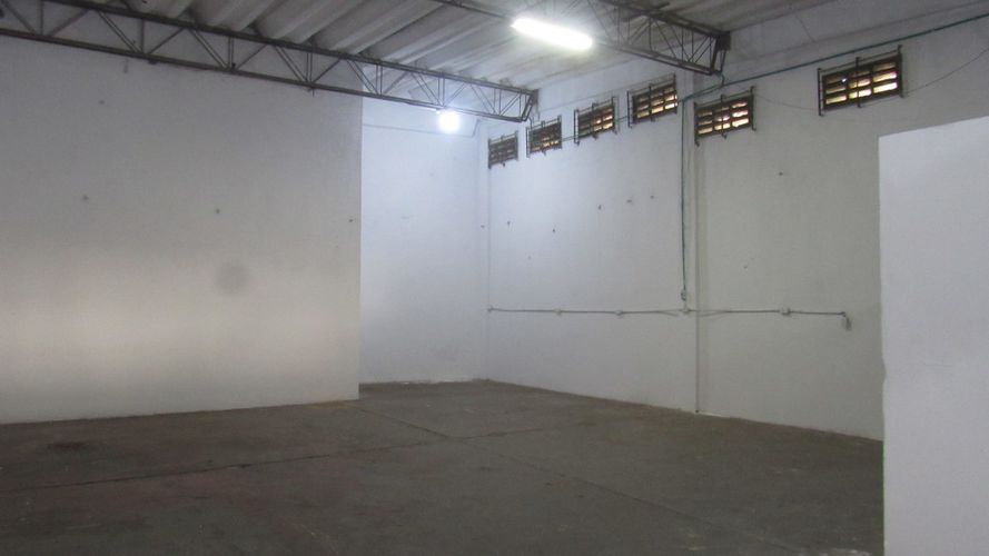 Bodega en arriendo en Abajo, Barranquilla, 160 m² · foto 4 de 5