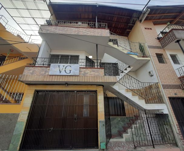 Casa de 3 alcobas en venta en Campo Valdes No.1, Medellín, 74 m² · foto 19 de 19