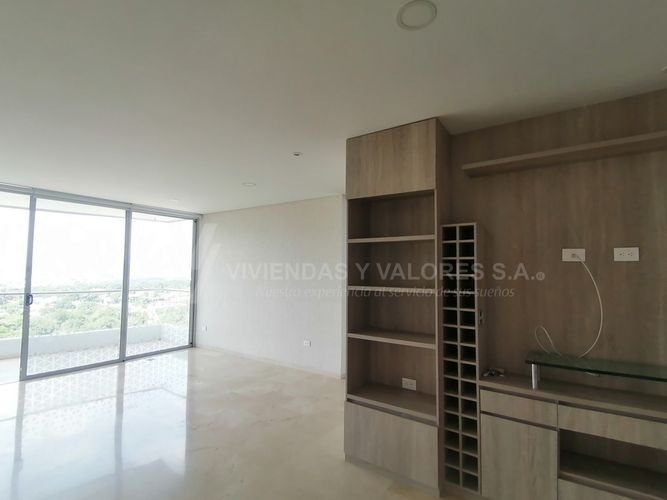 Apartamento de 3 alcobas en venta en La Floresta, Los Patios, 173 m² · foto 9 de 18