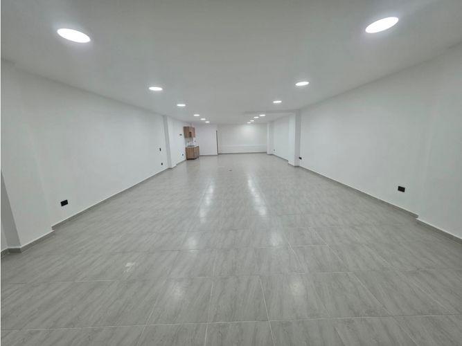 Local en arriendo en Belén San Bernardo, Medellín, 200 m² · foto 4 de 11
