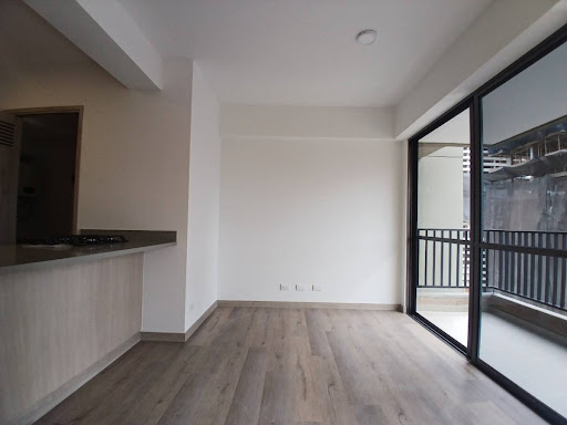 Apartamento en arriendo en Ciudad Del Río, Medellín · foto 4 de 24