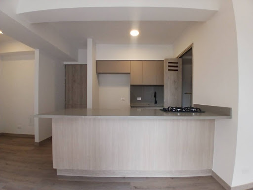 Apartamento en arriendo en Ciudad Del Río, Medellín · foto 6 de 24