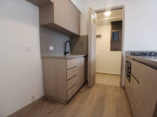 Apartamento en arriendo en Ciudad Del Río, Medellín · foto 7 de 24