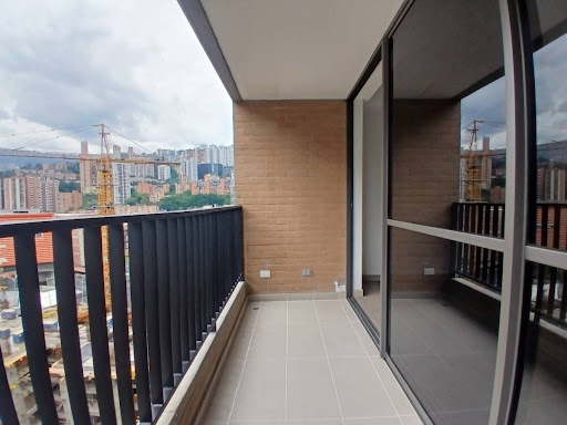 Apartamento en arriendo en Ciudad Del Río, Medellín · foto 10 de 24
