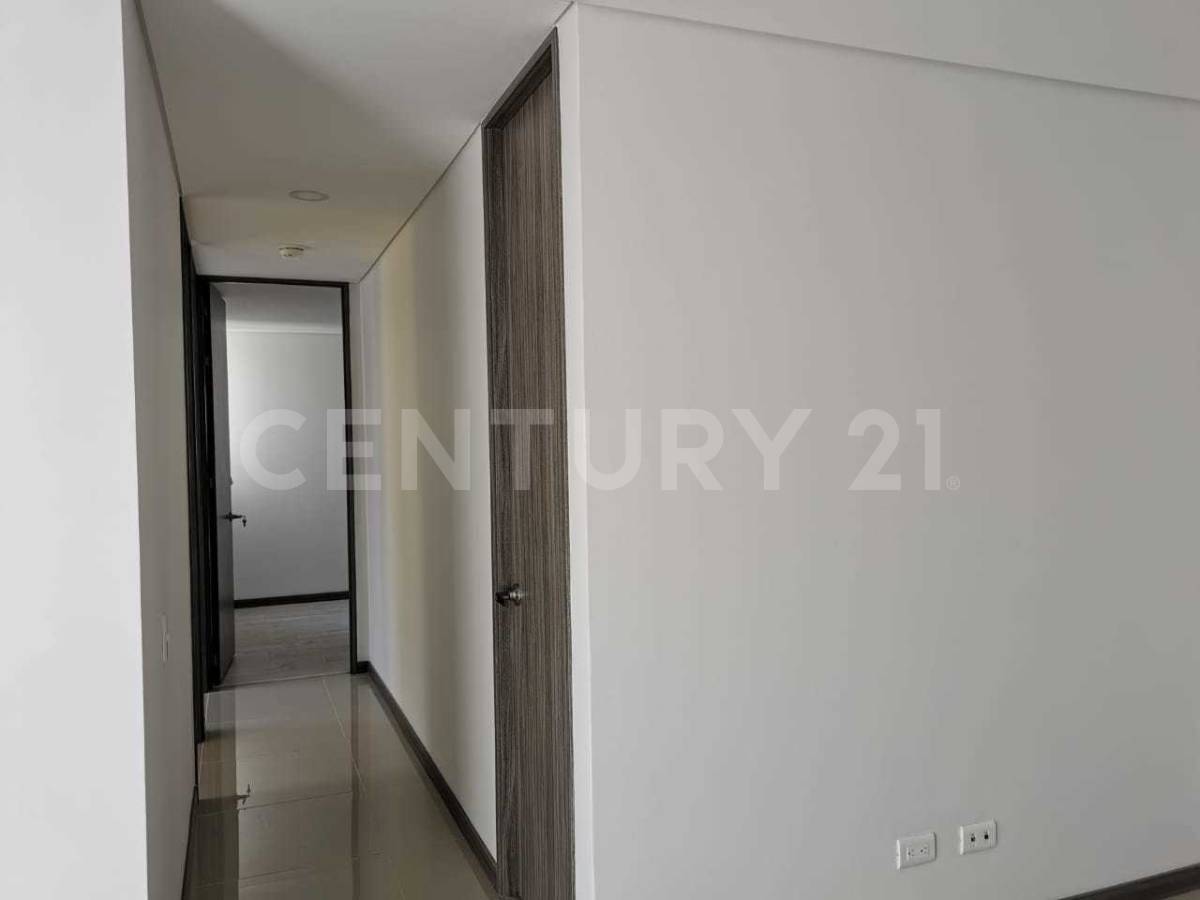 Apartamento en venta en Ditaires, Itagüí · foto 5 de 12