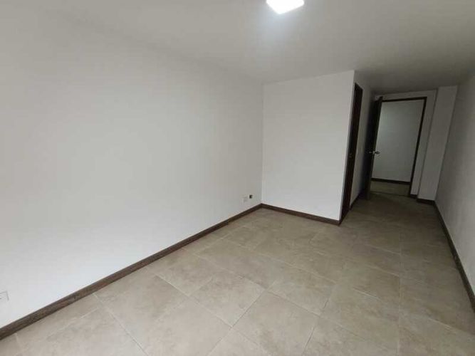 Oficina en arriendo en La Ceja, 700 m² · foto 8 de 24