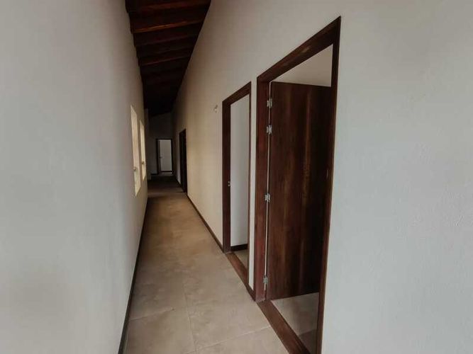 Oficina en arriendo en La Ceja, 700 m² · foto 9 de 24