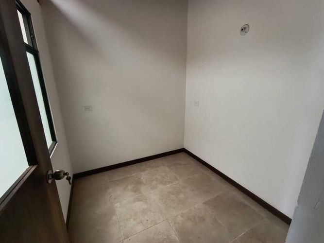 Oficina en arriendo en La Ceja, 700 m² · foto 14 de 24