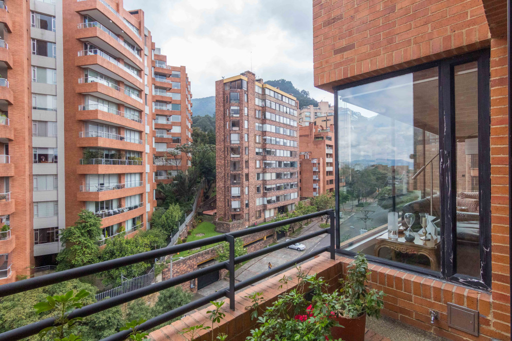 Apartamento en venta en Los Rosales, Bogotá · foto 7 de 24