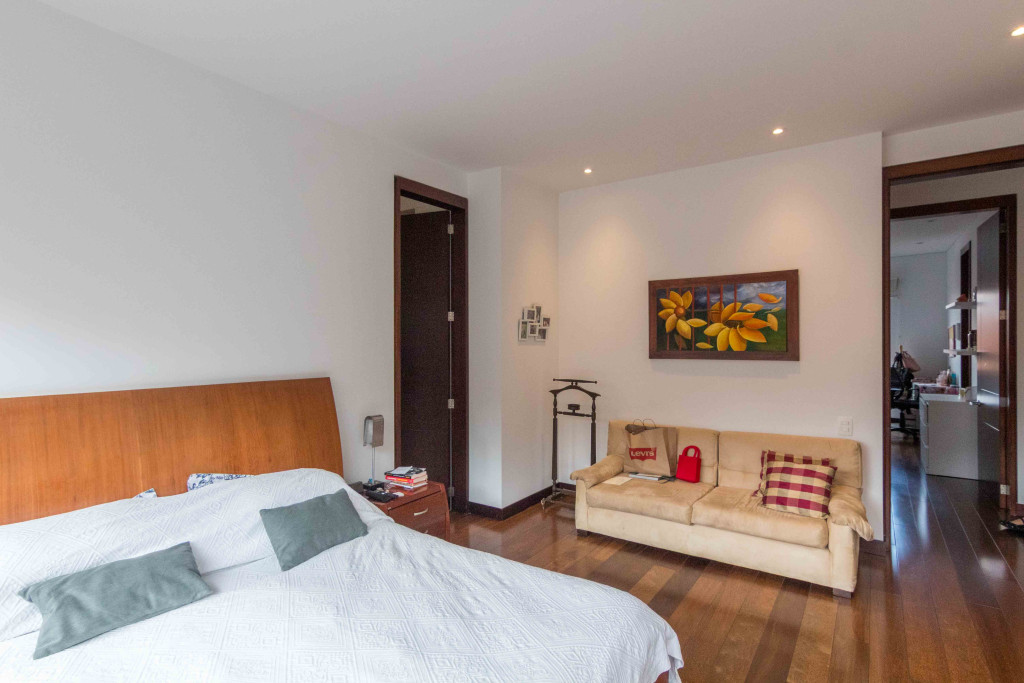 Apartamento en venta en Los Rosales, Bogotá · foto 19 de 24