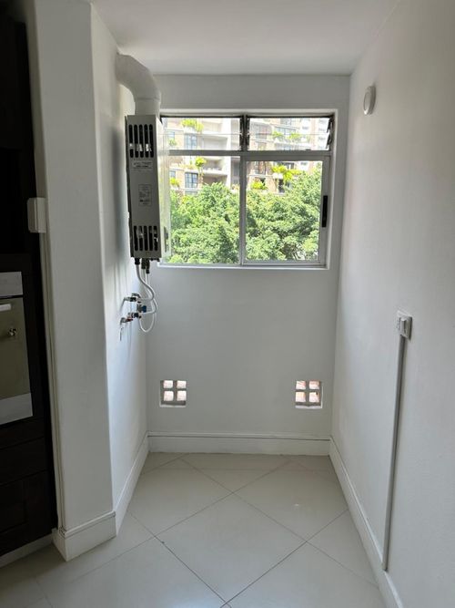 Apartamento de 3 alcobas en venta en El Poblado, Medellín, 131 m² · foto 18 de 22